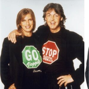 Linda Mc Cartney Go Veggie Sweatshirt.